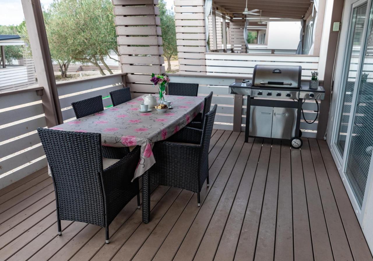 Mobile Home Whit Sea View Lavojesa ดราเก ภายนอก รูปภาพ