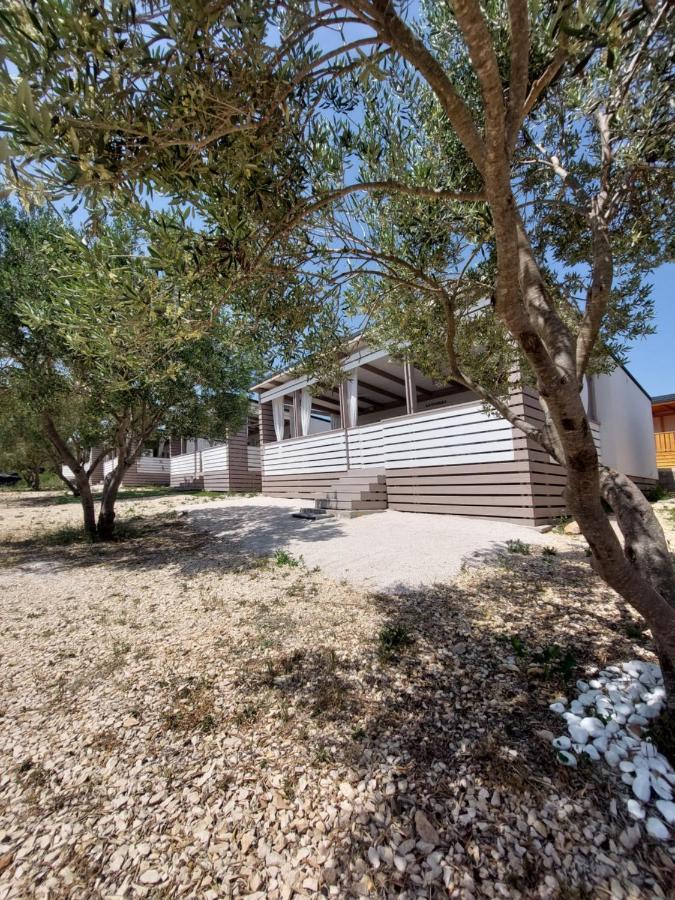 Mobile Home Whit Sea View Lavojesa ดราเก ภายนอก รูปภาพ